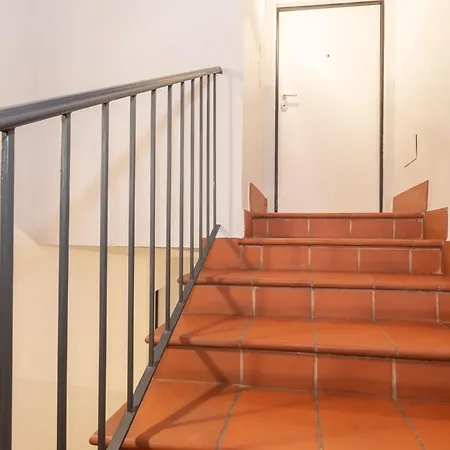 Апартаменти Residenza Capriolo 28 - F&l