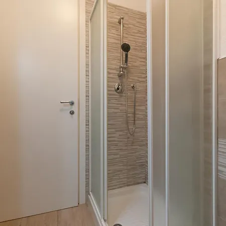 Апартаменти Residenza Capriolo 28 - F&l Брешія