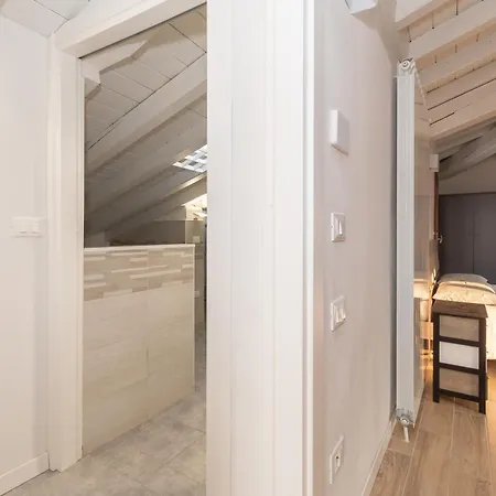 Residenza Capriolo 28 - F&l Апартаменти *
