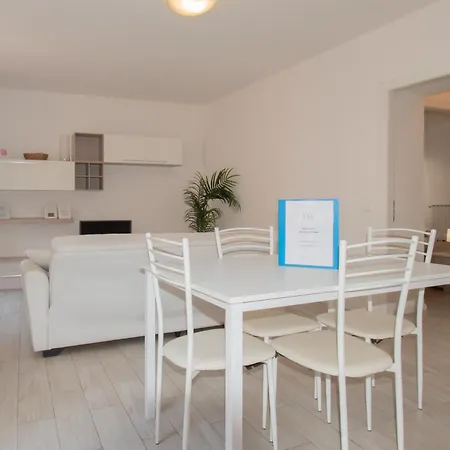 Residenza Capriolo 28 - F&l