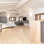 Residenza Capriolo 28 - F&l *